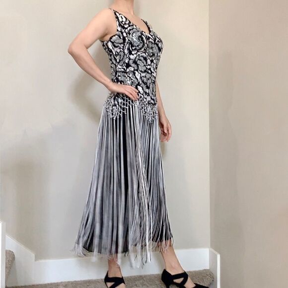 New Vintage Gorgeous Beaded & Sequined Party Dress - Picture 5 of 16